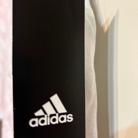 Adidas Crop Top NWT - Picture 6 of 8